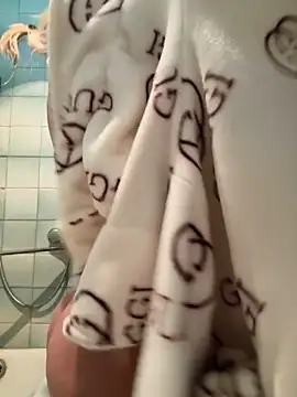 LikaCat online show from February 20, 2025, 3:01 am