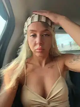 LikaCat online show from April 5, 2026, 2:09 am