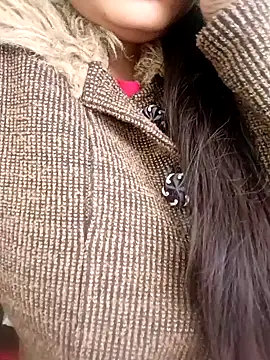 jenny4you online show from February 9, 2025, 11:14 am