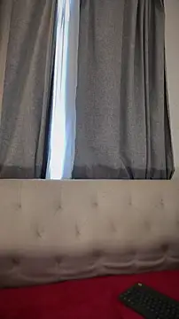 Alison Diaz17 online show from February 9, 2026, 10:14 pm