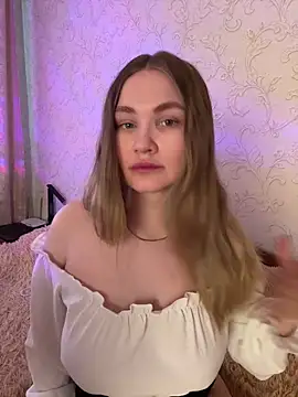 AmeliaAllem online show from April 4, 2026, 4:33 am