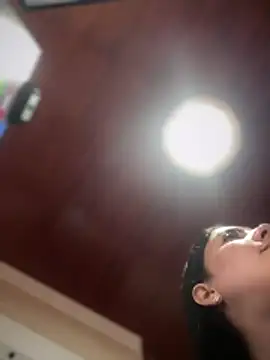 MarianaBenz online show from November 7, 2025, 9:26 pm