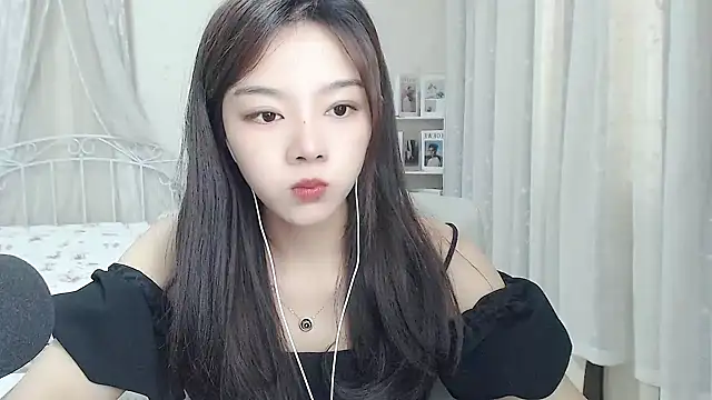 Jenny-Z online show from May 18, 2026, 4:07 am