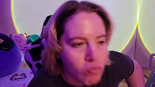 InternetFairy XO online show from February 14, 2025, 3:54 am