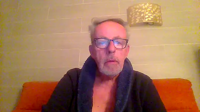 tuggy59 online show from February 7, 2026, 4:49 am