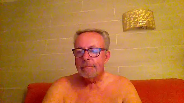 tuggy59 online show from May 30, 2026, 4:09 am