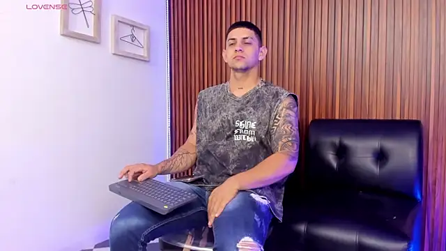 Alex cute77 online show from February 4, 2026, 11:27 am