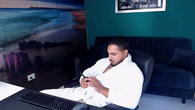 ZenoBaro1 online show from October 12, 2025, 12:15 pm