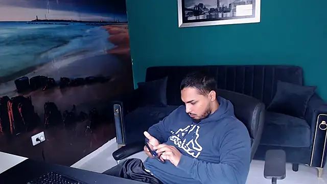 ZenoBaro1 online show from October 14, 2025, 7:31 am