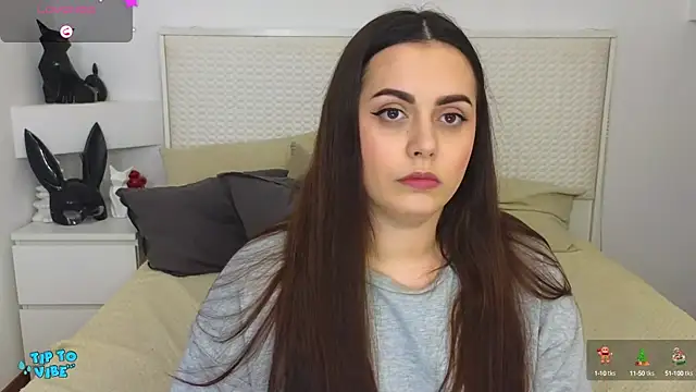 Snapshot of Eva_Rogers_ chatting on January 14, 2025, 1:28 pm Eva Rogers  online show from January 14, 2025, 1:28 pm