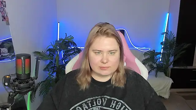 Akemi BBW online show from March 14, 2025, 11:12 am