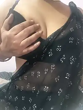 Snapshot of sexytelugu27 chatting on December 16, 2024, 6:53 am sexytelugu27 online show from December 16, 2024, 6:53 am