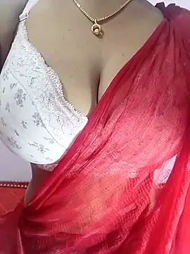 Snapshot of sexytelugu27 chatting on March 3, 2025, 7:10 am sexytelugu27 online show from March 3, 2025, 7:10 am