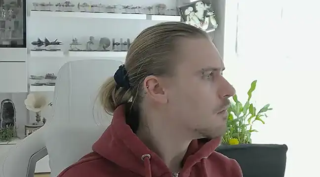 Madame-Vandersex online show from January 22, 2025, 12:27 pm