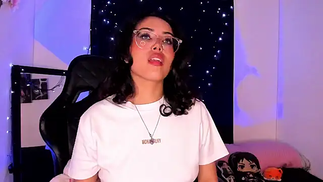 willow poisson online show from March 4, 2025, 8:38 pm