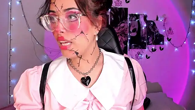 willow poisson online show from October 29, 2025, 5:36 pm