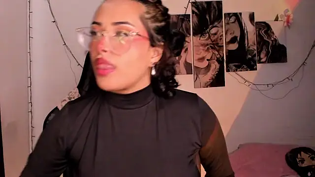 Snapshot of willow_poisson chatting on December 17, 2025, 5:08 pm willow poisson online show from December 17, 2025, 5:08 pm