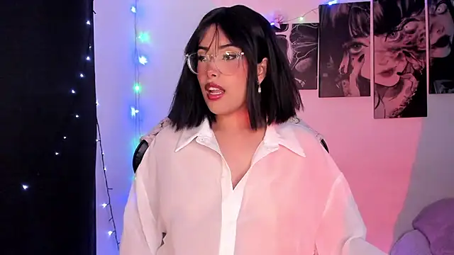 Snapshot of willow_poisson chatting on December 20, 2025, 5:20 pm willow poisson online show from December 20, 2025, 5:20 pm