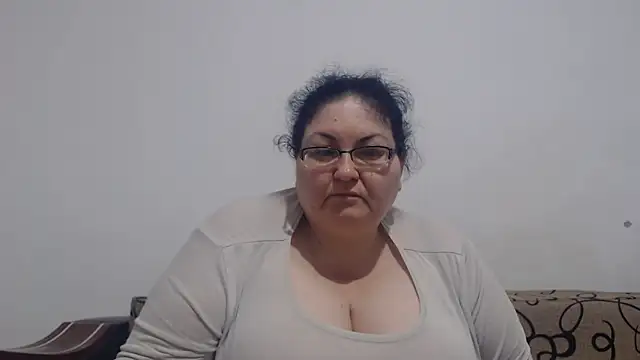 Nykyxo online show from June 6, 2026, 1:27 pm