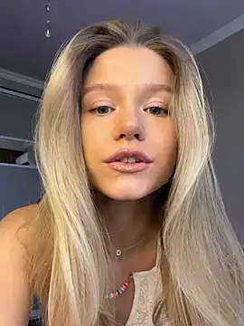 Snapshot of JessIsLove chatting on January 21, 2025, 5:38 am JessIsLove online show from January 21, 2025, 5:38 am