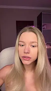 Snapshot of JessIsLove chatting on February 3, 2026, 5:05 am JessIsLove online show from February 3, 2026, 5:05 am