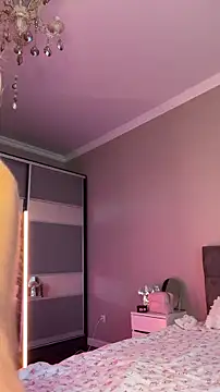 Snapshot of JessIsLove chatting on February 3, 2026, 6:40 am JessIsLove online show from February 3, 2026, 6:40 am