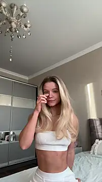 Snapshot of JessIsLove chatting on February 12, 2026, 5:13 am JessIsLove online show from February 12, 2026, 5:13 am