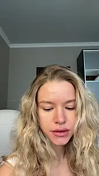 Snapshot of JessIsLove chatting on March 9, 2026, 5:00 am JessIsLove online show from March 9, 2026, 5:00 am