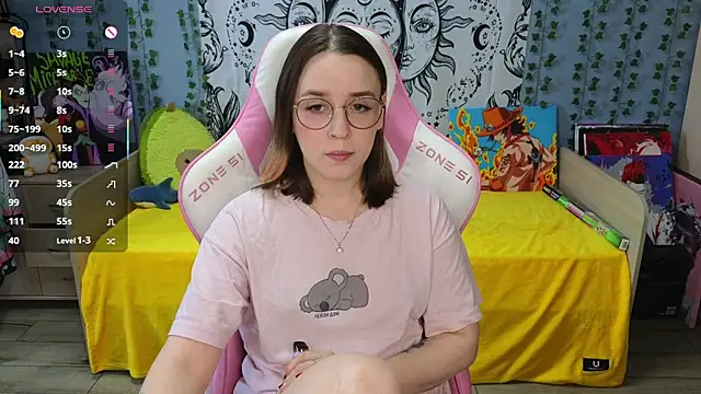 Sweet frosti online show from March 17, 2025, 2:19 am