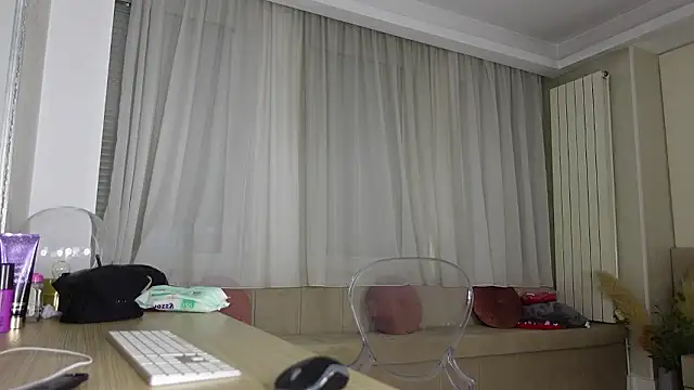 HaileyRoses online show from January 9, 2026, 5:54 am