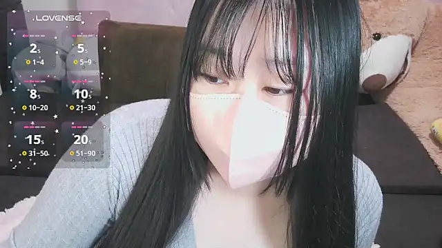 yuinyan3150 online show from February 10, 2026, 10:47 pm