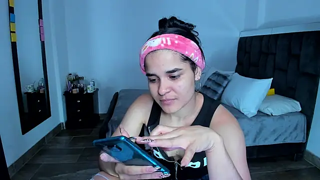 SweetMegan 1 online show from February 11, 2025, 3:18 am