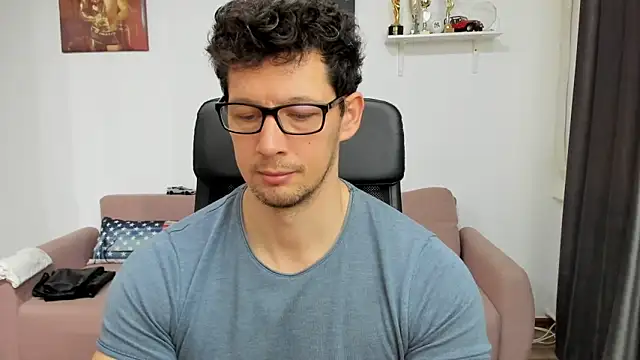 BrutusK08 online show from February 4, 2025, 6:25 am