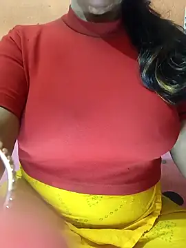 CUTE SOPHIA- online show from December 28, 2024, 5:57 pm