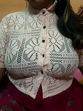 CUTE SOPHIA- online show from January 31, 2025, 7:18 pm