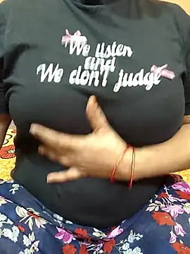 CUTE SOPHIA- online show from October 2, 2025, 11:45 pm