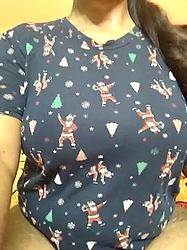 CUTE SOPHIA- online show from March 29, 2026, 9:04 pm