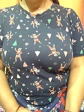 CUTE SOPHIA- online show from April 18, 2026, 2:26 am