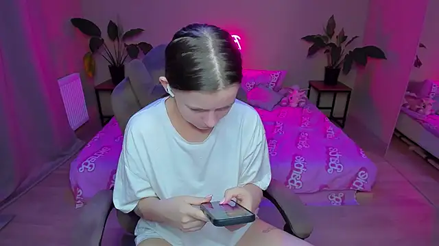 HelloRoxy online show from January 11, 2025, 11:35 pm