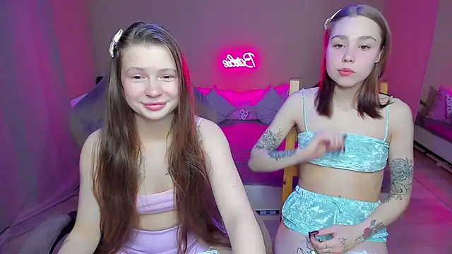 HelloRoxy online show from January 25, 2025, 6:46 pm