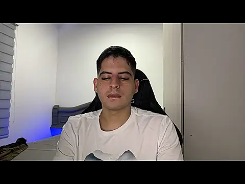 Snapshot of lordbeja chatting on March 31, 2026, 1:07 am lordbeja online show from March 31, 2026, 1:07 am