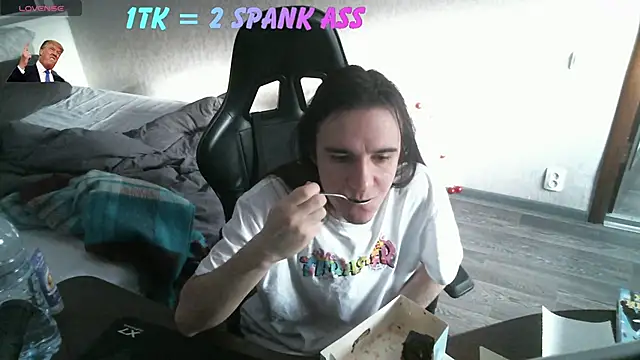 izilizi 23 online show from February 26, 2026, 6:45 am