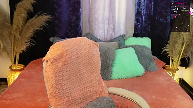 isaibanez online show from March 20, 2025, 2:21 pm