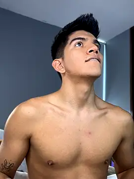 santiago 01 online show from October 29, 2025, 8:32 pm