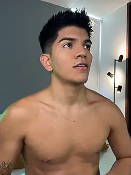 santiago 01 online show from February 26, 2026, 9:36 pm