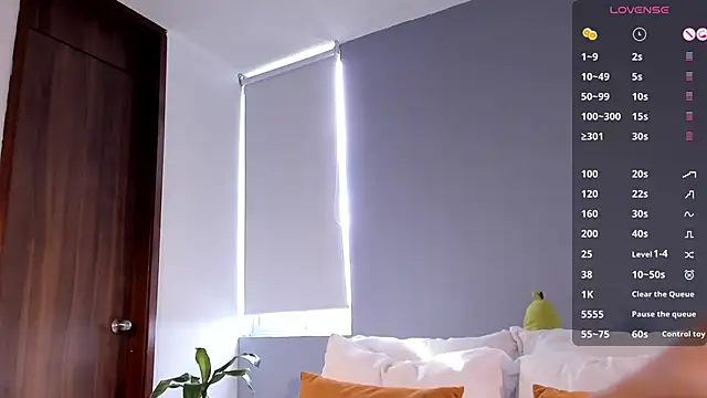 santiago 01 online show from April 9, 2026, 8:25 pm