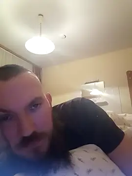 Snapshot of Klinsch chatting on February 9, 2026, 8:57 pm Klinsch online show from February 9, 2026, 8:57 pm