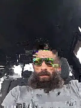 chillmfrs online show from September 13, 2025, 9:36 pm