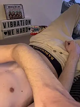 secret dream415 online show from March 19, 2025, 7:49 pm