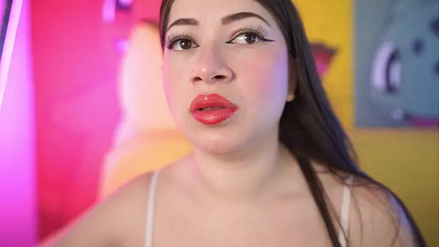 miss  pamela online show from April 22, 2026, 11:01 am